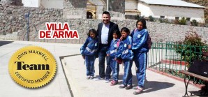 Preparando los líderes de mañana en el distrito de Villa de Arma Preparando los líderes de mañana en el distrito de Villa de Arma