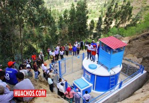 Foncodes entregó 9 sistemas de agua en comunidades rurales de Huancavelica Foncodes entregó 9 sistemas de agua en comunidades rurales de Huancavelica