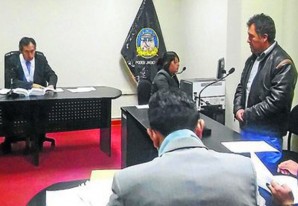 Juez manda dos meses al calabozo a un funcionario coimero Juez manda dos meses al calabozo a un funcionario coimero