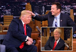 Un presentador despeina a Donald Trump para comprobar si lleva peluquín - VIDEO Un presentador despeina a Donald Trump para comprobar si lleva peluquín - VIDEO