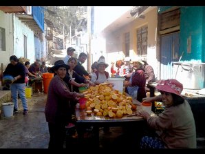 La producción de mistela va viento en popa en el distrito de Huachos - VIDEO La producción de mistela va viento en popa en el distrito de Huachos - VIDEO