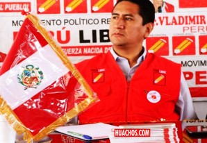 Vladimir Cerrón: Al político huanca, la cosa se le pone color de hormiga Vladimir Cerrón: Al político huanca, la cosa se le pone color de hormiga