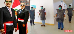 III Guerra Mundial: Heroícas combatientes en el frente con bolsas de basura III Guerra Mundial: Heroícas combatientes en el frente con bolsas de basura