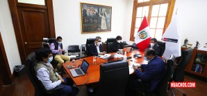 Vicente Zeballos sostuvo reunión con alcaldes provinciales de Huancavelica Vicente Zeballos sostuvo reunión con alcaldes provinciales de Huancavelica
