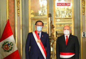 Presidente Vizcarra toma juramento al nuevo gabinete liderado por Pedro Cateriano | VIDEO Presidente Vizcarra toma juramento al nuevo gabinete liderado por Pedro Cateriano | VIDEO