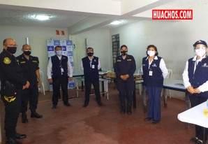 ONPE Ica: Más de 1,400 efectivos de la PNP brindarán seguridad a elecciones ONPE Ica: Más de 1,400 efectivos de la PNP brindarán seguridad a elecciones