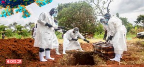 Cómo el coronavirus cambió los rituales fúnebres en Uganda | VIDEO Cómo el coronavirus cambió los rituales fúnebres en Uganda | VIDEO