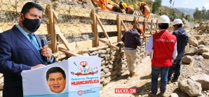 Más preocupado en su seguridad e interés personal que en el interés colectivo Más preocupado en su seguridad e interés personal que en el interés colectivo