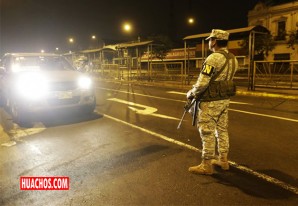 Toque de queda en todo el país será de 01:00 a 04:00 hrs del 4 al 17 de octubre Toque de queda en todo el país será de 01:00 a 04:00 hrs del 4 al 17 de octubre