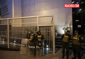 Allanan sedes del MEF, Vivienda y diferentes inmuebles | VIDEO Allanan sedes del MEF, Vivienda y diferentes inmuebles | VIDEO