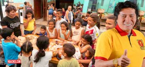 Gracias al alcalde 'Chino Guerrero' el reparto de alimentos se hizo "a la champa" Gracias al alcalde 'Chino Guerrero' el reparto de alimentos se hizo "a la champa"