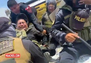 Ocho policías son heridos en Ica durante acciones para desbloquear la Panamericana Sur Ocho policías son heridos en Ica durante acciones para desbloquear la Panamericana Sur