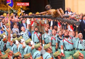 Legionarios cantan al Cristo de la Buena Muerte - Jueves Santo Málaga España | VIDEO Legionarios cantan al Cristo de la Buena Muerte - Jueves Santo Málaga España | VIDEO