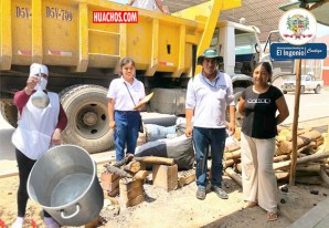 Por fin llega ayuda al comedor popular "Tomasita" de El Ingenio, Nasca | VIDEO Por fin llega ayuda al comedor popular "Tomasita" de El Ingenio, Nasca | VIDEO