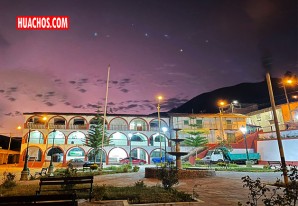 Adios año viejo, demos bienvenida al Año Nuevo 2024 todos juntos Adios año viejo, demos bienvenida al Año Nuevo 2024 todos juntos