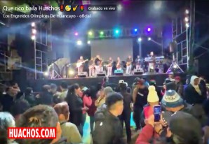 Algunos videitos del 11 y 12 de setiembre en la plaza de Huachos | VIVO Algunos videitos del 11 y 12 de setiembre en la plaza de Huachos | VIVO