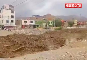 Intensas lluvias provocaron caída de huaicos en Nasca y Pisco | VIDEO Intensas lluvias provocaron caída de huaicos en Nasca y Pisco | VIDEO