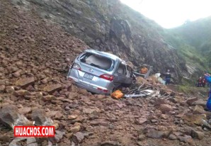 Profes se salvaron de milagro en el cumplimiento de sus sagradas funciones | VIDEO Profes se salvaron de milagro en el cumplimiento de sus sagradas funciones | VIDEO