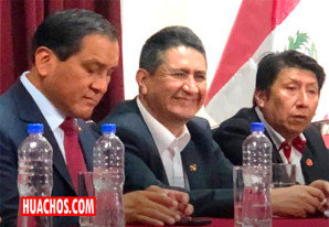 Vladimir Cerrón reaparece, rebosante de salud y entusiasmo, tras más de 2 años en la clandestinidad Vladimir Cerrón reaparece, rebosante de salud y entusiasmo, tras más de 2 años en la clandestinidad