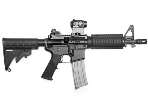 El fusil de asalto AR-15, es el 'Kalashnikov estadounidense' - VIDEO El fusil de asalto AR-15, es el 'Kalashnikov estadounidense' - VIDEO