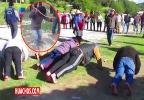 Ronderos castigan abigeos trujillanos haciendo planchas y bailando huayno Ronderos castigan abigeos trujillanos haciendo planchas y bailando huayno