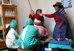 Reconocen las virtudes del parto vertical 'made in Churcampa' Reconocen las virtudes del parto vertical 'made in Churcampa'