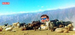 Desde su escondite allá en las agrestes alturas de la sierra chinchana, Hugo mueve los hilos Desde su escondite allá en las agrestes alturas de la sierra chinchana, Hugo mueve los hilos