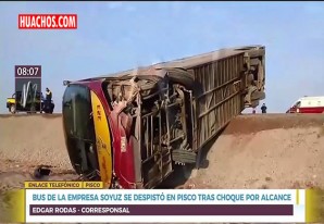Espectacular despiste de bus de Soyuz en Pisco deja 30 pasajeros heridos | VIDEO Espectacular despiste de bus de Soyuz en Pisco deja 30 pasajeros heridos | VIDEO