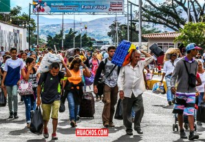 Colombia, Ecuador y Perú buscan soluciones al éxodo venezolano Colombia, Ecuador y Perú buscan soluciones al éxodo venezolano