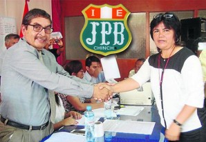 Adjudican plazas de directores para los colegios de la provincia de Chincha Adjudican plazas de directores para los colegios de la provincia de Chincha