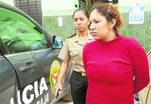 Crecen sospechas de que Vanessa asesinó a su esposo Manuel - VIDEOS Crecen sospechas de que Vanessa asesinó a su esposo Manuel - VIDEOS