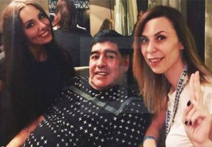 El Pibe de Oro acusado de abuso sexual por una periodista rusa - VIDEO El Pibe de Oro acusado de abuso sexual por una periodista rusa - VIDEO