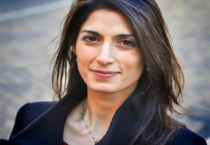 Virginia Raggi, una ciudadana indignada, es la alcaldesa de Roma 'la ciudad eterna' - VIDEO Virginia Raggi, una ciudadana indignada, es la alcaldesa de Roma 'la ciudad eterna' - VIDEO