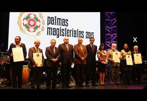 Manuel Marticorena Quintanilla, nacido en Arma, fue condecorado con el grado de Amauta por el Minedu Manuel Marticorena Quintanilla, nacido en Arma, fue condecorado con el grado de Amauta por el Minedu