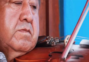 Los sonidos cristalinos del violin de Andrés 'Chimango' Lares Los sonidos cristalinos del violin de Andrés 'Chimango' Lares