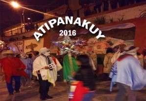Atipanakuy entre el Barrio de Arriba y el Barrio de Abajo 2016 - VIDEO Atipanakuy entre el Barrio de Arriba y el Barrio de Abajo 2016 - VIDEO
