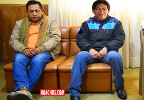 Las reuniones del alcalde de Castrovirreyna con sus homólogos distritales | VIDEO Las reuniones del alcalde de Castrovirreyna con sus homólogos distritales | VIDEO