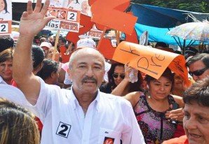 Elías Ávalos flamante congresista fujimorista no sabía que había pobreza en Ica - VIDEO Elías Ávalos flamante congresista fujimorista no sabía que había pobreza en Ica - VIDEO