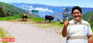 Pedro, el alcalde del distrito de Huachos, dice que «tiene las pilas puestas» Pedro, el alcalde del distrito de Huachos, dice que «tiene las pilas puestas»
