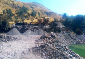 Dictan prisión preventiva para individuo que explotaba minería ilegal en Huancavelica Dictan prisión preventiva para individuo que explotaba minería ilegal en Huancavelica