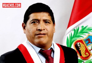 Congresista del FP Zacarías Lapa Inga suena la alarma sobre un licitación pública Congresista del FP Zacarías Lapa Inga suena la alarma sobre un licitación pública