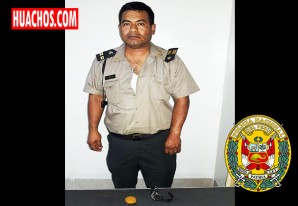 Le dan una buena a un tombito en el ejercicio de sus funciones Le dan una buena a un tombito en el ejercicio de sus funciones