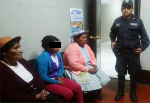 Una adolescente harta de los castigos de su madre se fugó de la casa Una adolescente harta de los castigos de su madre se fugó de la casa