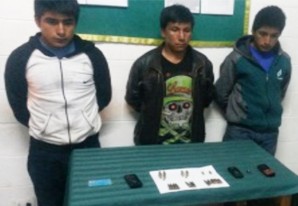 Jóvenes siguen haciendo fechorias y menor de edad fugada fue entregada a su padre Jóvenes siguen haciendo fechorias y menor de edad fugada fue entregada a su padre