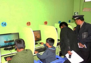 Cabinas de Internet no cuentan con filtros anti-pornográficos Cabinas de Internet no cuentan con filtros anti-pornográficos